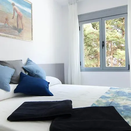 Conil Park Апартаменти *
